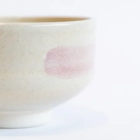 Bol à Matcha - Chawan japonais blanc marque rose diamètre 11cm
